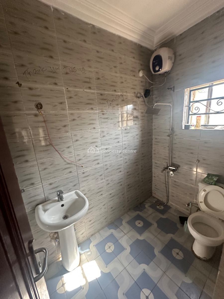 a Standard Room Self Contain Apartment( Shares Kitchen) in a Decent, Mab Global Estate Gwarinpa Extension, Gwarinpa, Abuja, Self Contain (single Rooms) for Rent