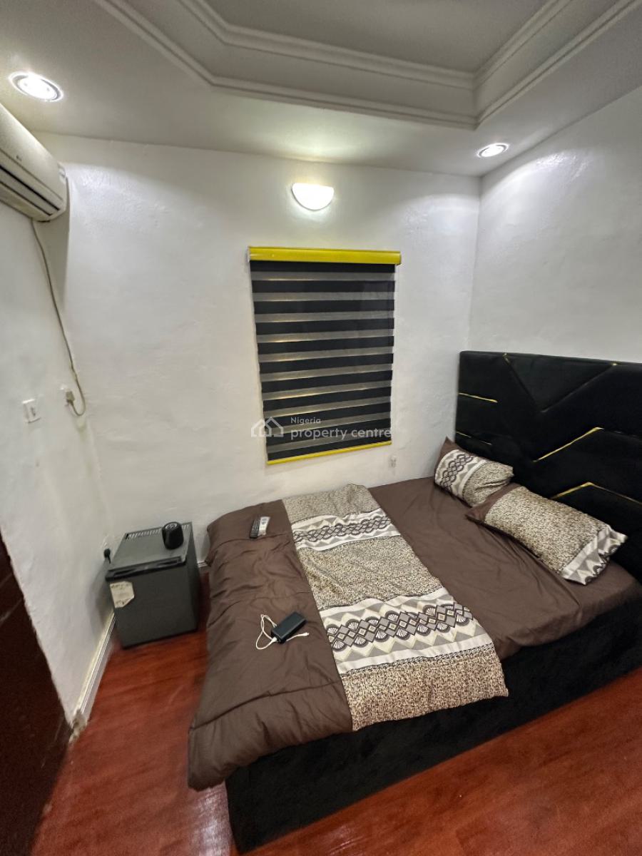a Standard One Room Self Contain Apartment, Very Close to Grossvenor Hotel 4th Avenue, Gwarinpa, Abuja, Self Contain (single Rooms) Short Let