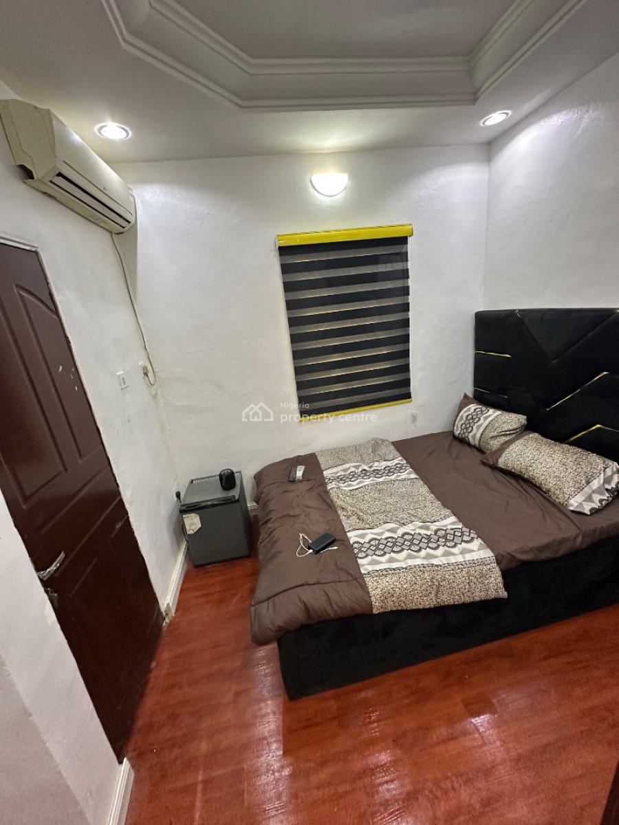 a Standard One Room Self Contain Apartment, Very Close to Grossvenor Hotel 4th Avenue, Gwarinpa, Abuja, Self Contain (single Rooms) Short Let