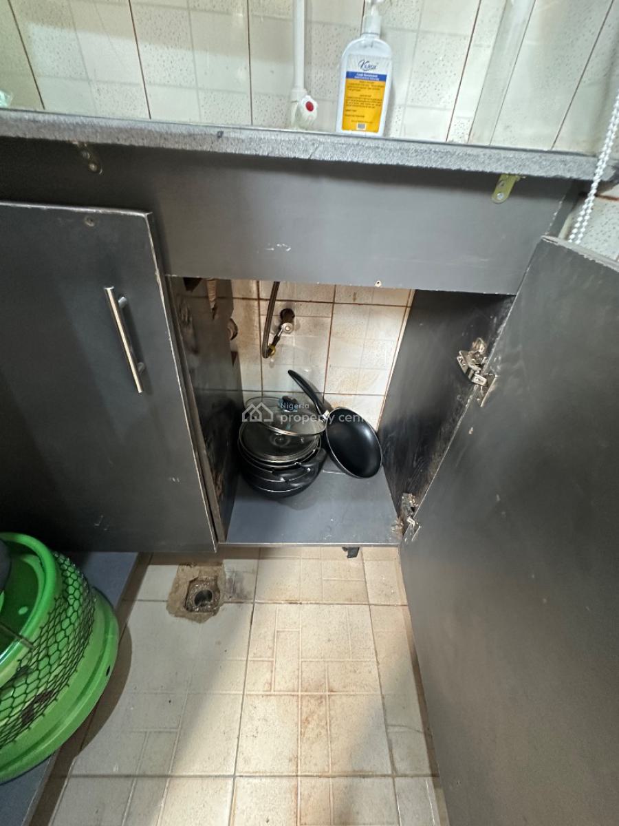 a Standard One Room Self Contain Apartment, Very Close to Grossvenor Hotel 4th Avenue, Gwarinpa, Abuja, Self Contain (single Rooms) Short Let