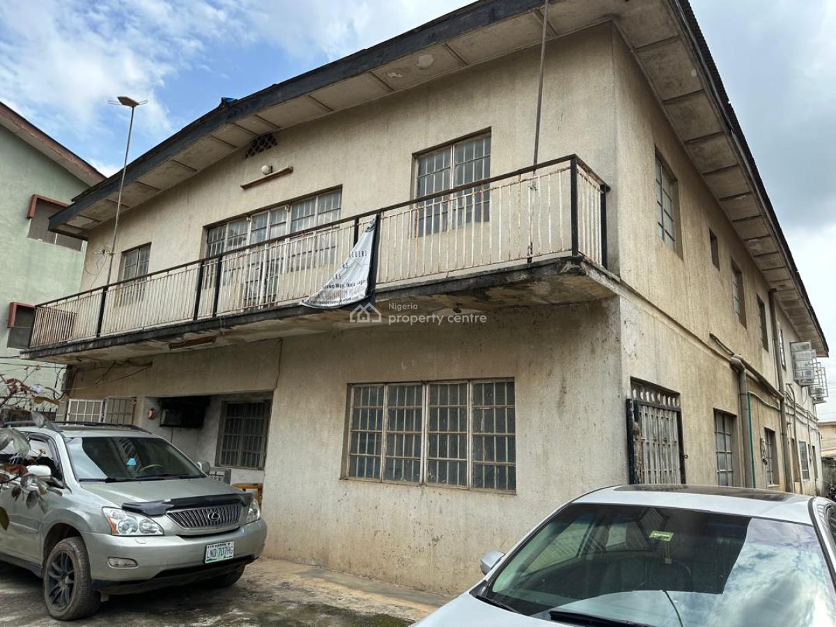 6 Bedroom Semi Detached House, Anibaba Street,off Ikorodu Road, Ketu, Lagos, Semi-detached Duplex for Rent