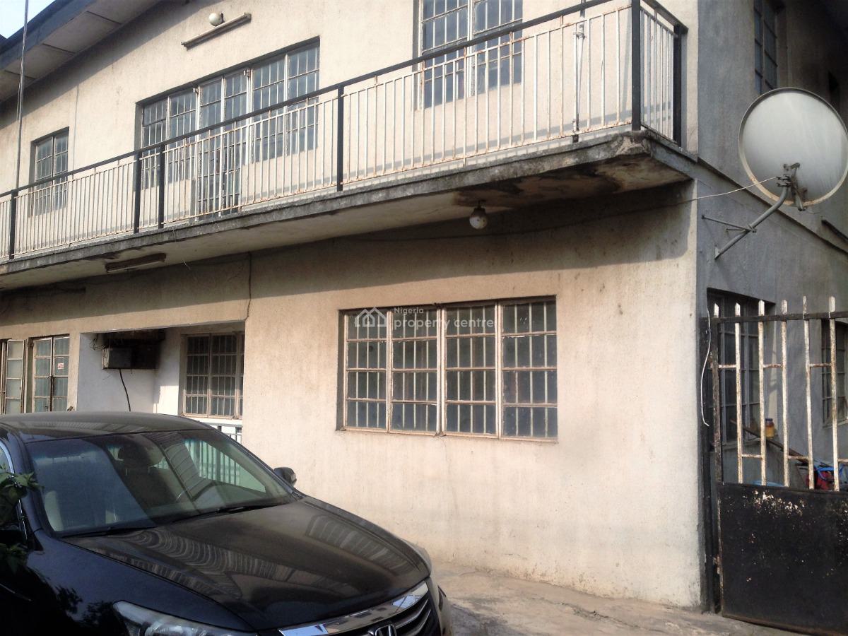 6 Bedroom Semi Detached House, Anibaba Street,off Ikorodu Road, Ketu, Lagos, Semi-detached Duplex for Rent