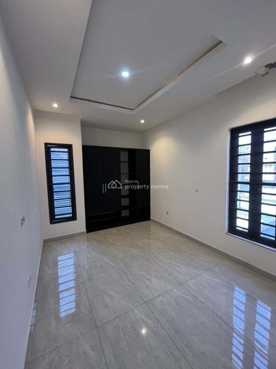 Luxury 3 Bedroom Apartment Suitable for Investment, Ikate, Ikate, Lekki, Lagos, Block of Flats for Sale