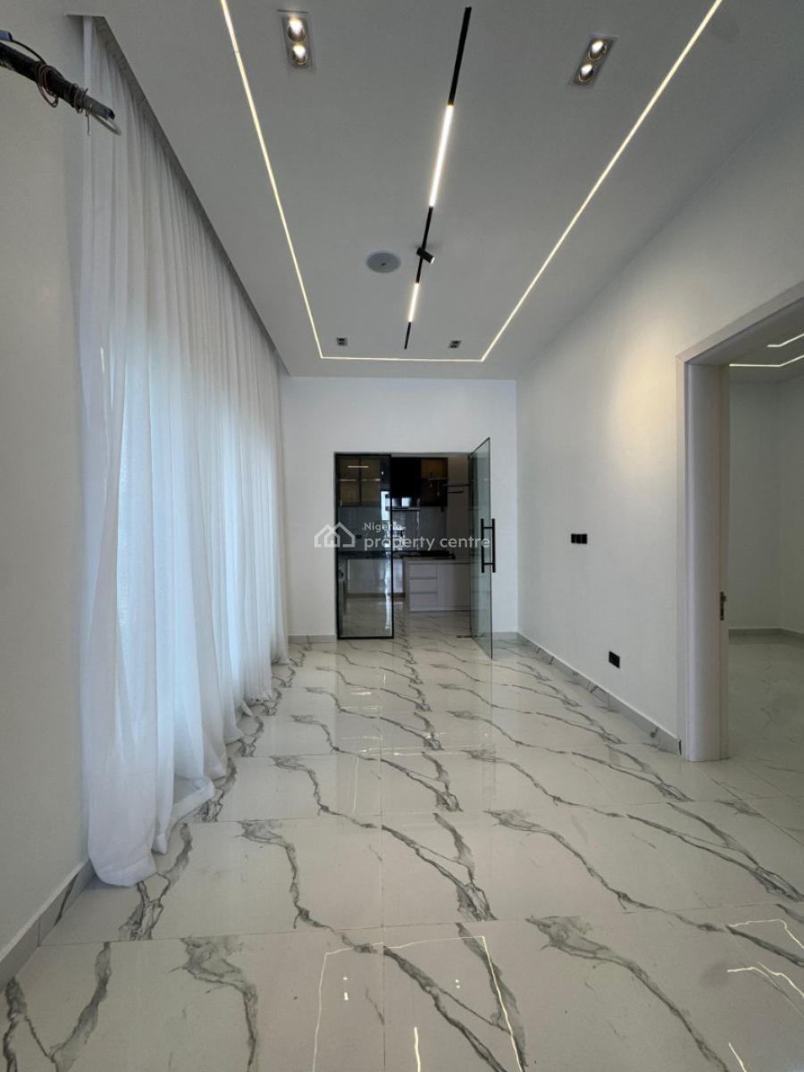 Spacious Newly Built 3 Bedroom Apartment, Behind Cooplag Garden, Lekki, Lagos, Flat / Apartment for Rent