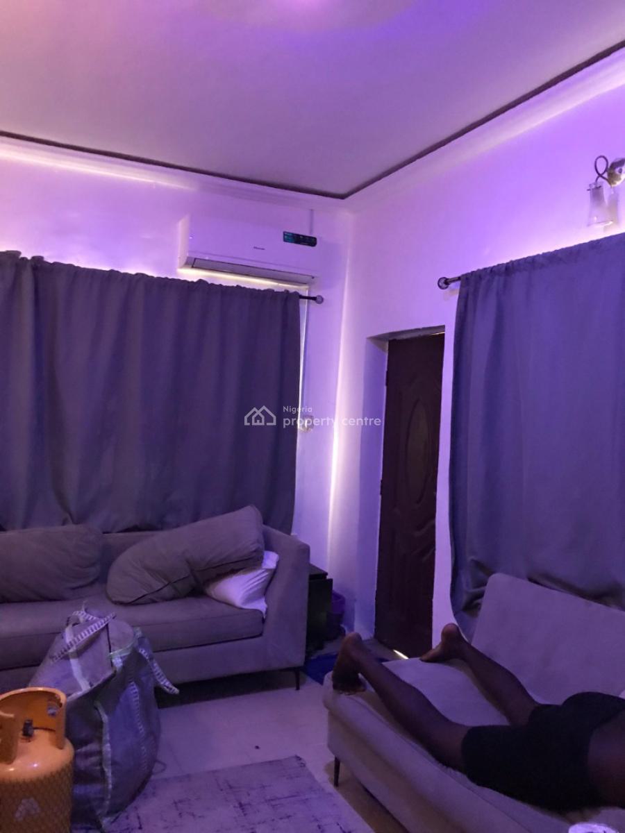Standard and Specious Room Self Contained, Off Mobolaji, Lekki Phase 1, Lekki, Lagos, Flat / Apartment for Rent