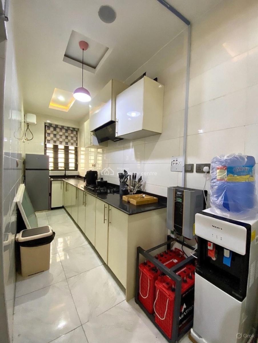 Lovely 2 Bedroom Apartment, Ologolo, Ologolo, Lekki, Lagos, Block of Flats for Sale