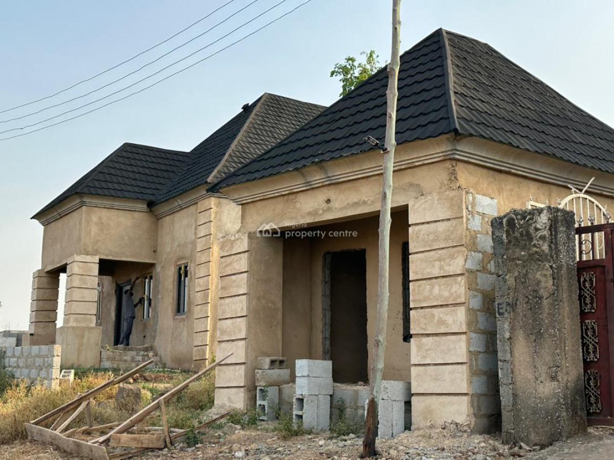 4-bedroom Bungalow Carcass + Shop, Kuchiyako Extension, Kuje, Abuja, Detached Bungalow for Sale