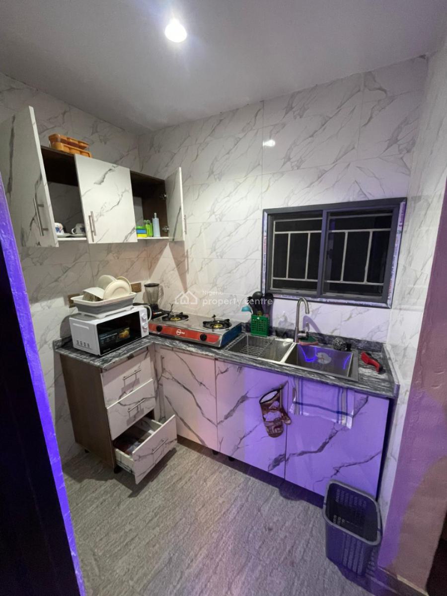 2 Bedroom Apartment, Anthony, Maryland, Lagos, Flat / Apartment Short Let