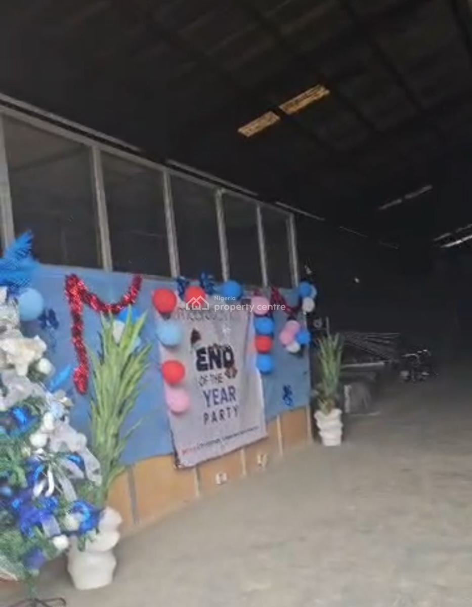 Land Size: 2,030 Sqmindustrial & Commercial Use - Strategically Locate, Maryland, Lagos, Warehouse for Sale