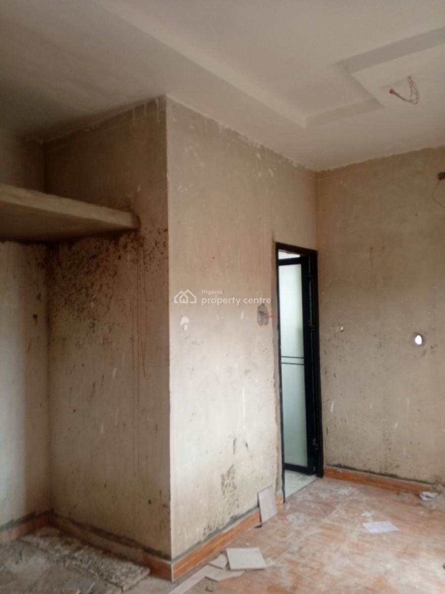 1 Bedroom Flat, Royal Estate, Elimbu, Port Harcourt, Rivers, Mini Flat (room and Parlour) for Rent