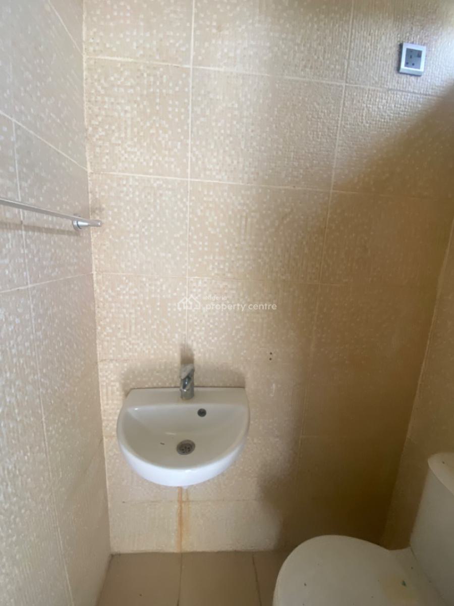 Very Sweet and Lovable Classic Sharp 3 Bedroom Flat, Ogombo Road  Down, Ajah, Lagos, Flat / Apartment for Rent