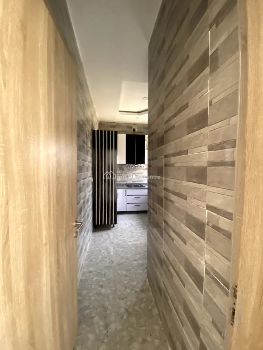 Lovely 2 Bedroom Apartment in a Secure Estate, Ajah, Lekki, Lagos, Flat / Apartment for Sale