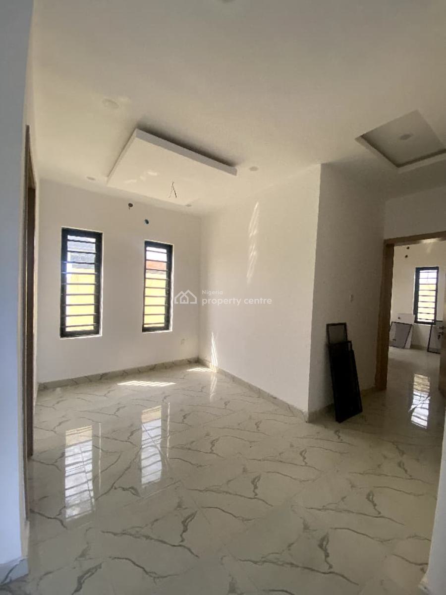 Lovely 2 Bedroom Apartment in a Secure Estate, Ajah, Lekki, Lagos, Flat / Apartment for Sale