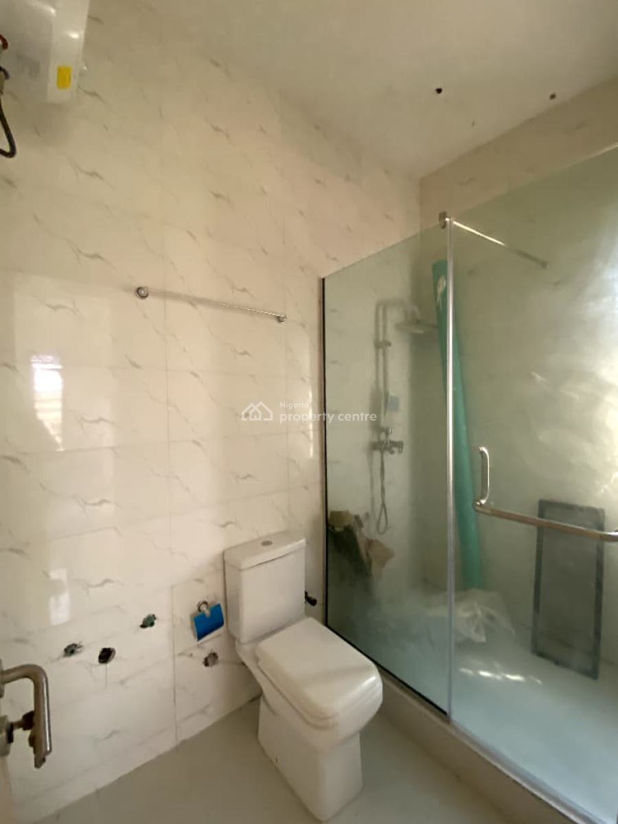 Lovely 2 Bedroom Apartment in a Secure Estate, Ajah, Lekki, Lagos, Flat / Apartment for Sale