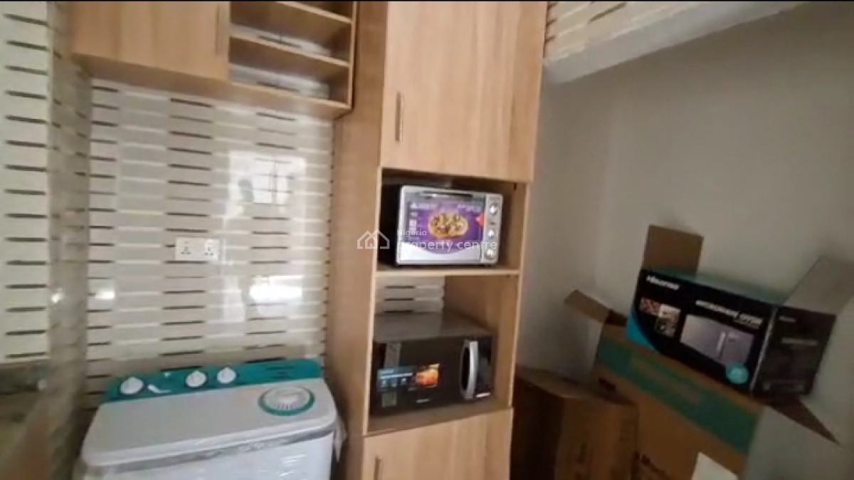 Brand New 3 Bedroom Apartment on 3rd Floor with Lift and Good Fittings, Ikoyi, Lagos, Flat / Apartment for Rent