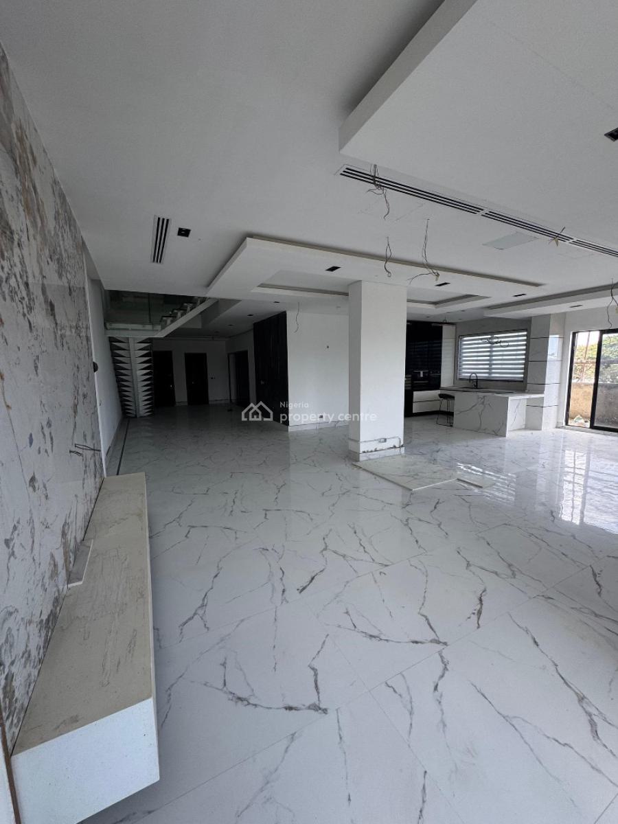 Enormous 4 Bedroom Penthouse with an Elevator, Ikoyi, Lagos, Flat / Apartment for Sale