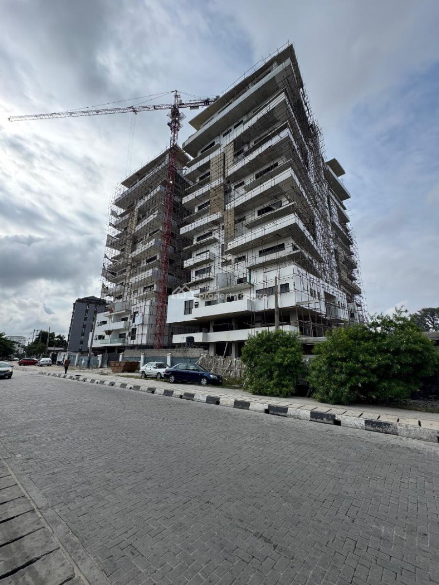 Enormous 4 Bedroom Penthouse with an Elevator, Ikoyi, Lagos, Flat / Apartment for Sale