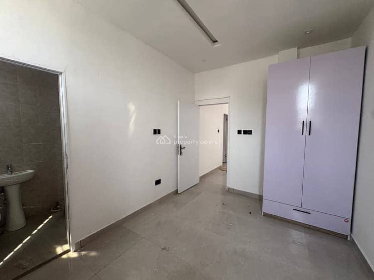 Newly Built 2bedroom Apartment with Pool, Ologolo, Lekki, Lagos, Flat / Apartment for Rent