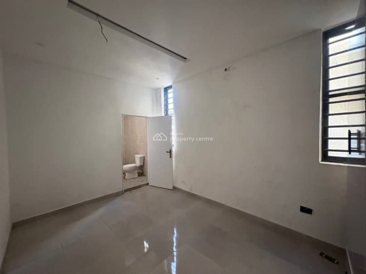 Newly Built 2bedroom Apartment with Pool, Ologolo, Lekki, Lagos, Flat / Apartment for Rent