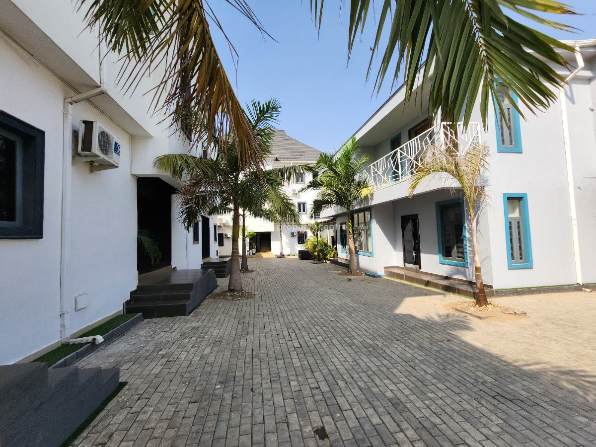 Exclusive Luxury Living in Lugbe, Abuja in a Fully Furnished 2 Bed Apt, Lugbe District, Abuja, Flat / Apartment for Rent