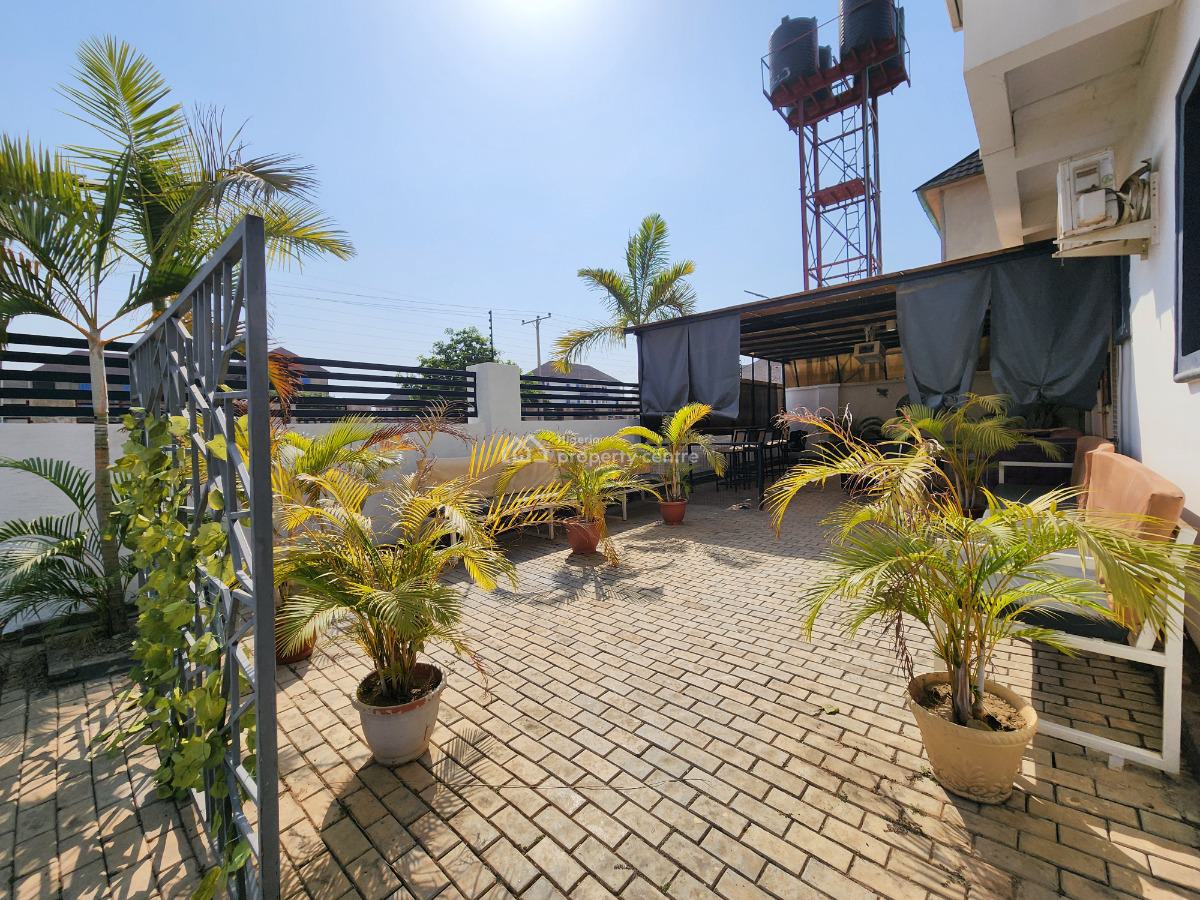 Exclusive Luxury Living in Lugbe, Abuja in a Fully Furnished 2 Bed Apt, Lugbe District, Abuja, Flat / Apartment for Rent