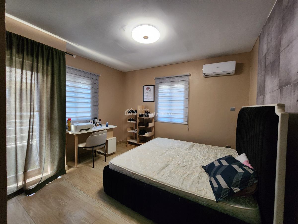 Exclusive Luxury Living in Lugbe, Abuja in a Fully Furnished 2 Bed Apt, Lugbe District, Abuja, Flat / Apartment for Rent