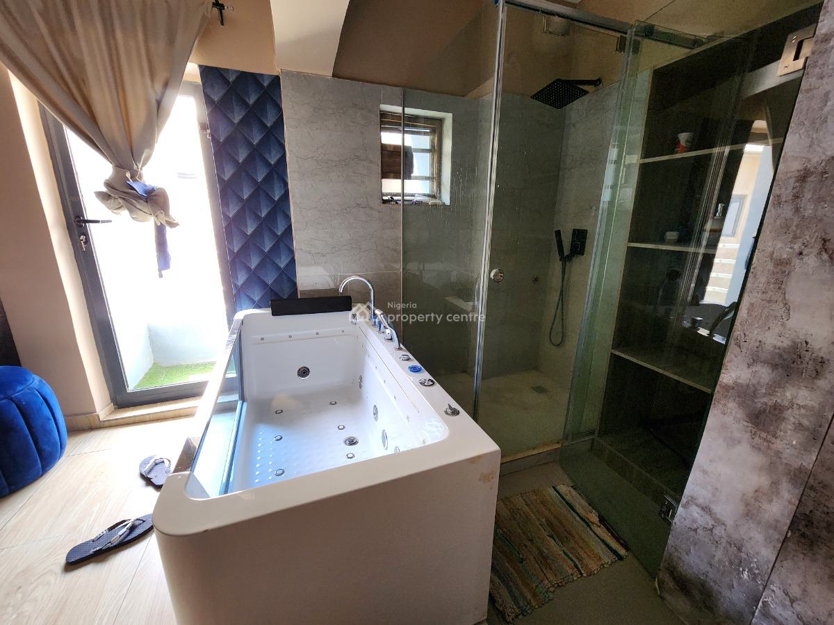 Exclusive Luxury Living in Lugbe, Abuja in a Fully Furnished 2 Bed Apt, Lugbe District, Abuja, Flat / Apartment for Rent