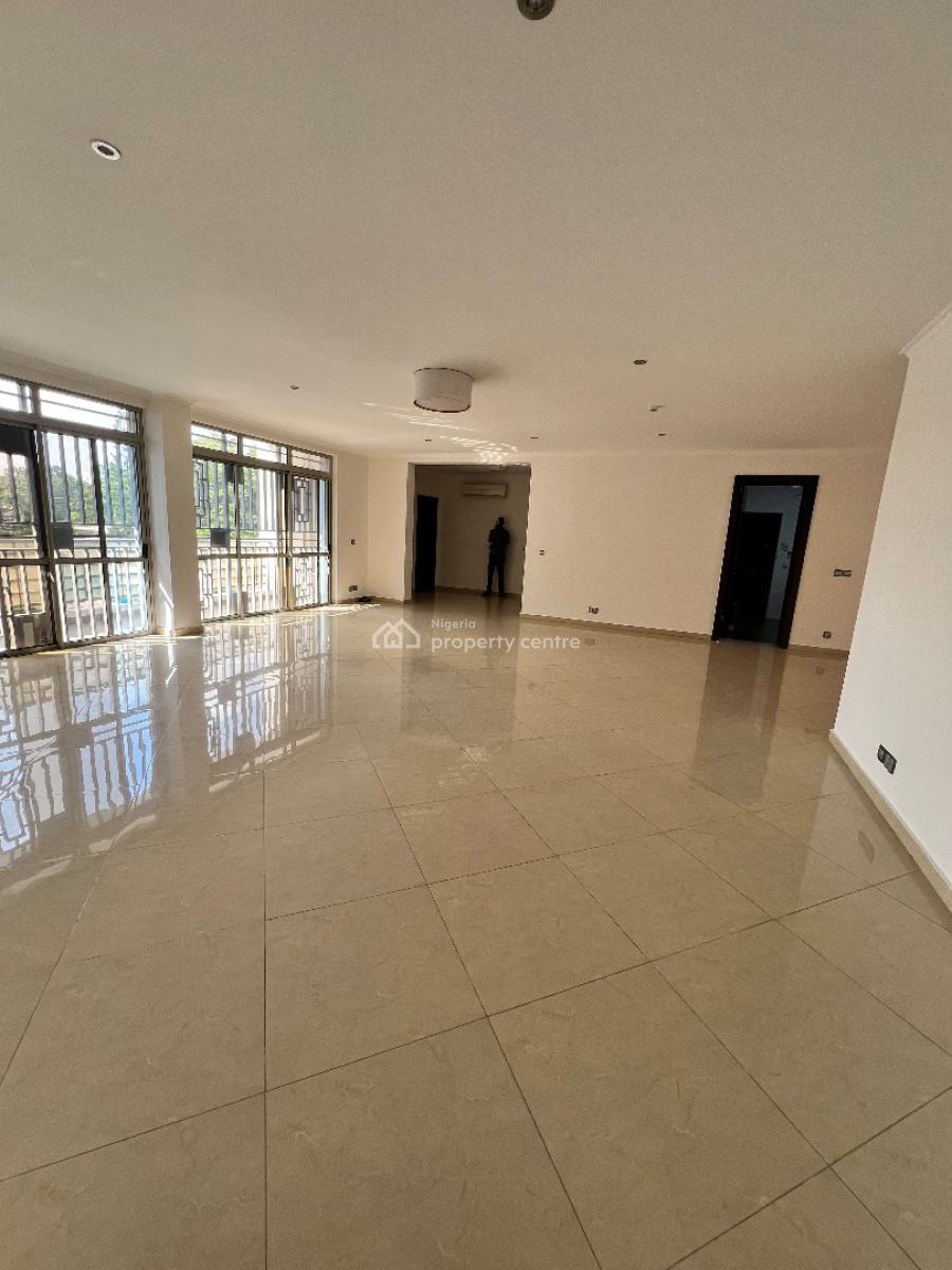 Lovely 3 Bedroom Apartment with Maids Room + Spool & Gym, Old Ikoyi, Ikoyi, Lagos, Flat / Apartment for Rent