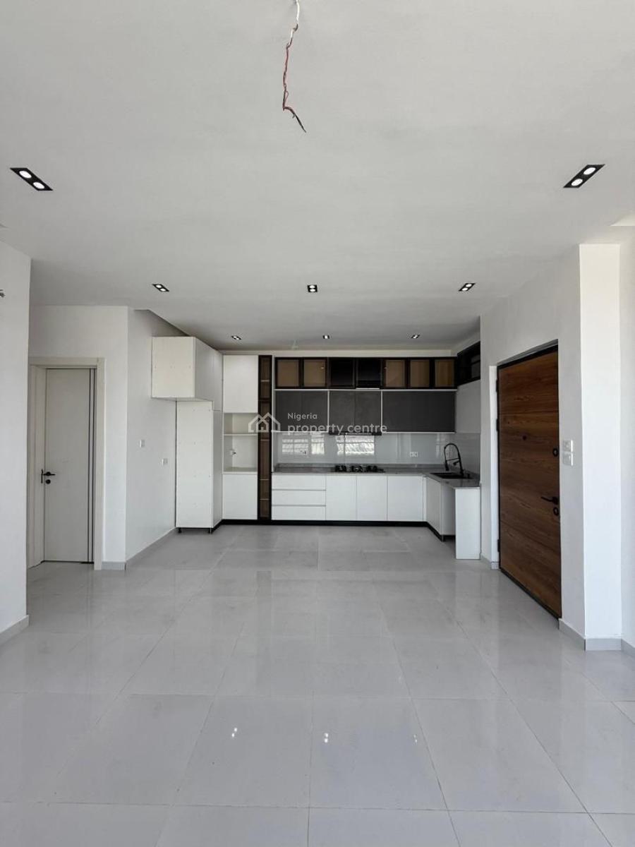 Well Finished 2 Bedroom Apartment with Swimming Pool & Gym, Ologolo, Lekki, Lagos, Flat / Apartment for Sale