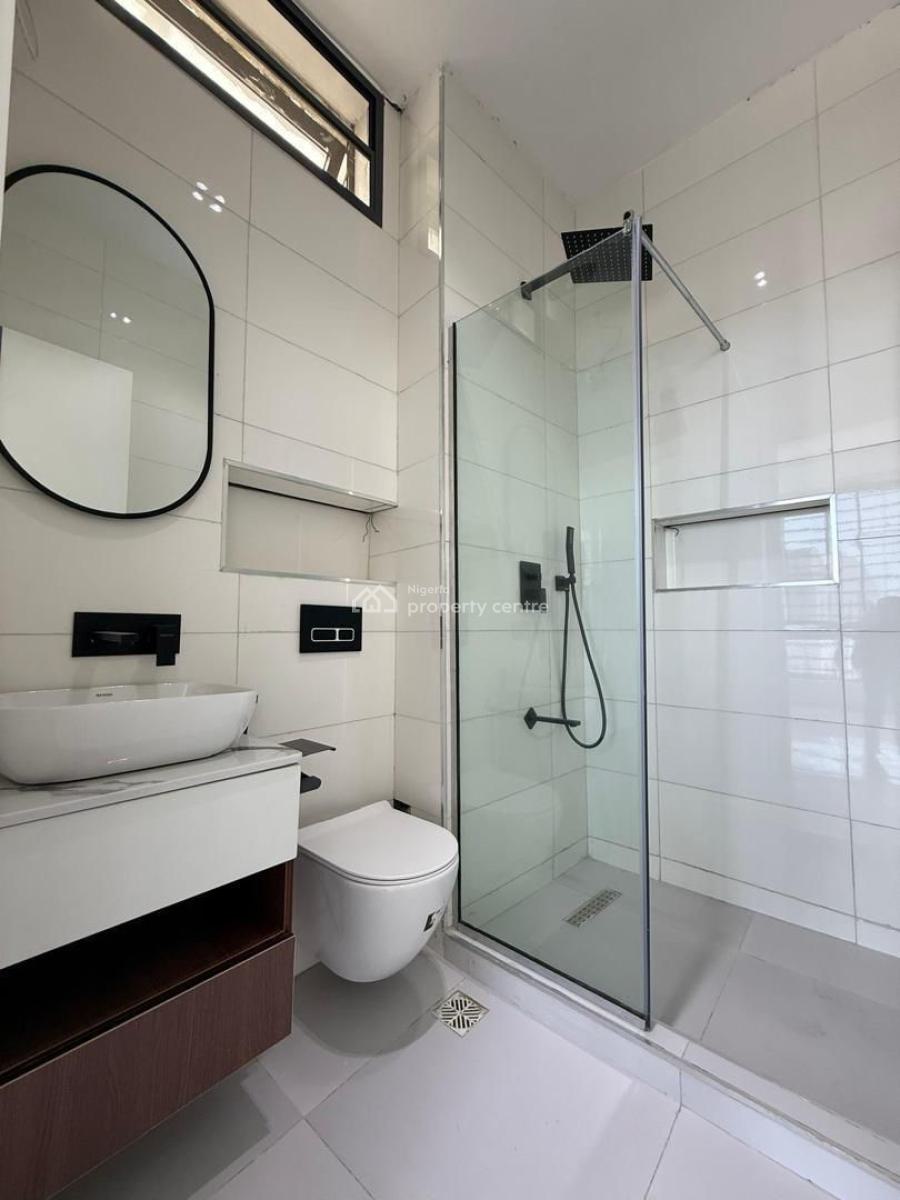 Well Finished 2 Bedroom Apartment with Swimming Pool & Gym, Ologolo, Lekki, Lagos, Flat / Apartment for Sale