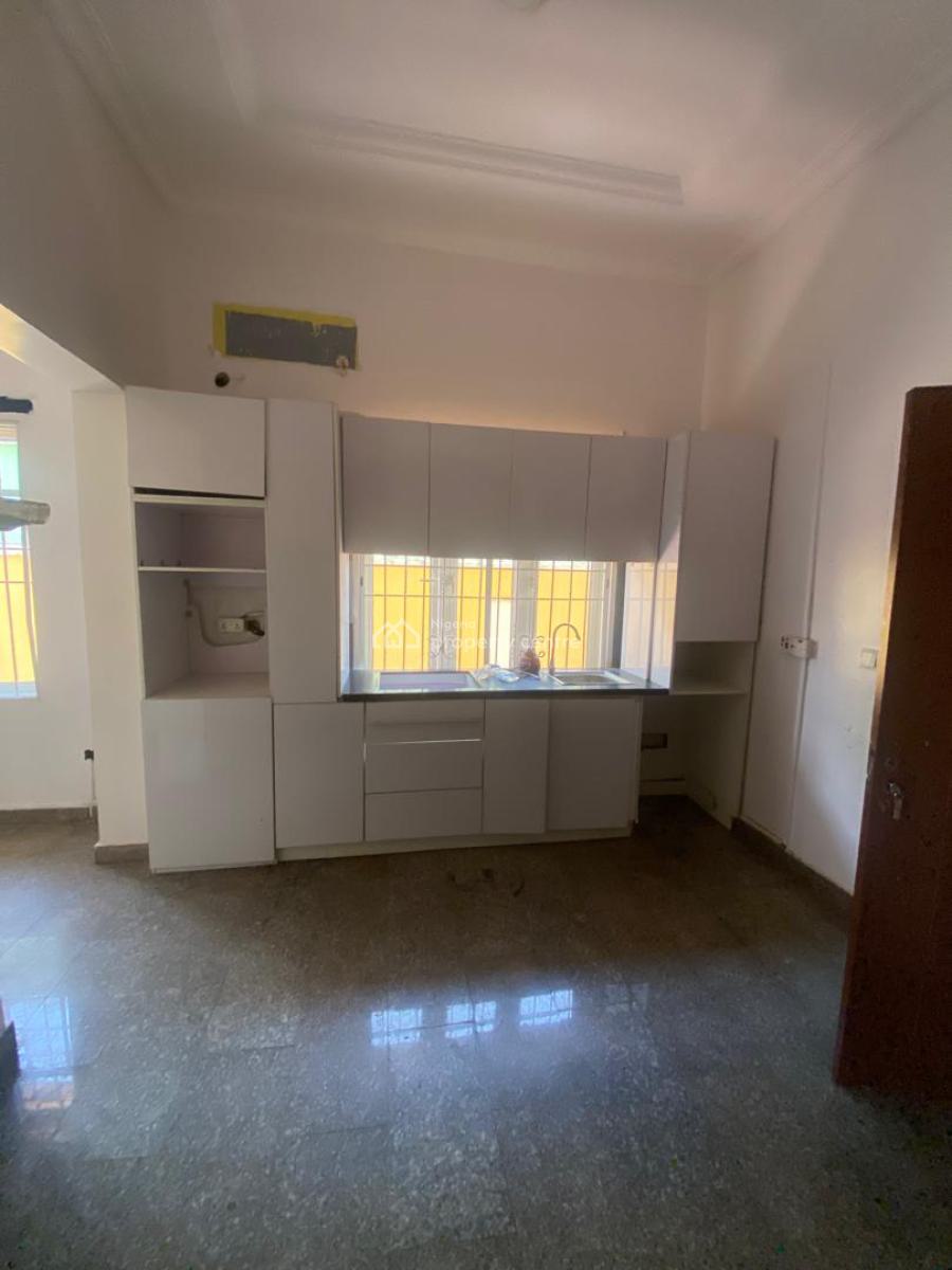 Spacious Partly Self Service Room and Parlor Mini Flat, Lekki Phase 1, Lekki, Lagos, Flat / Apartment for Rent