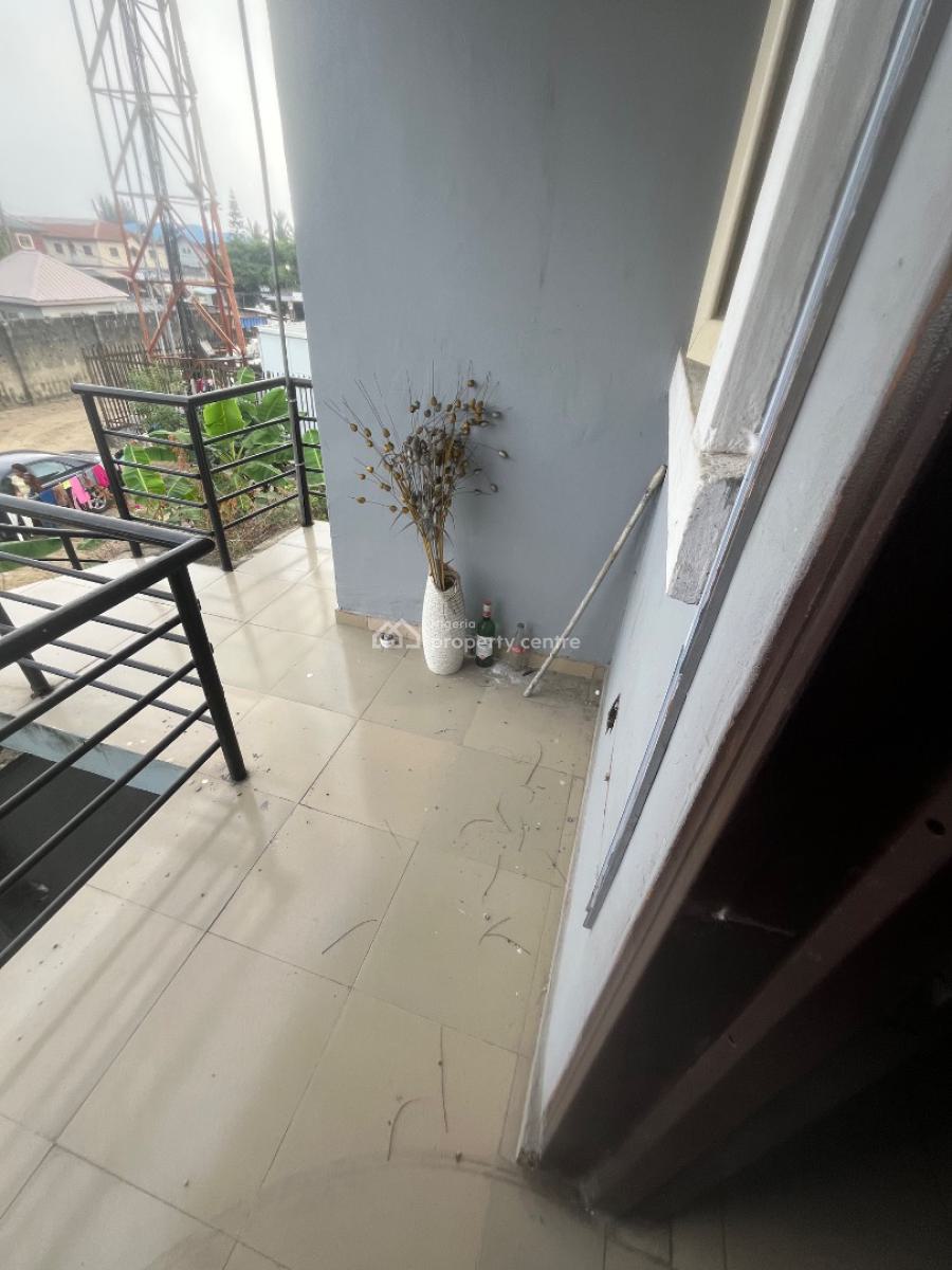 Lovely Nice 3bedroom Flat Upstairs, Mobil Road Ilaje, Ajah, Lagos, Flat / Apartment for Rent