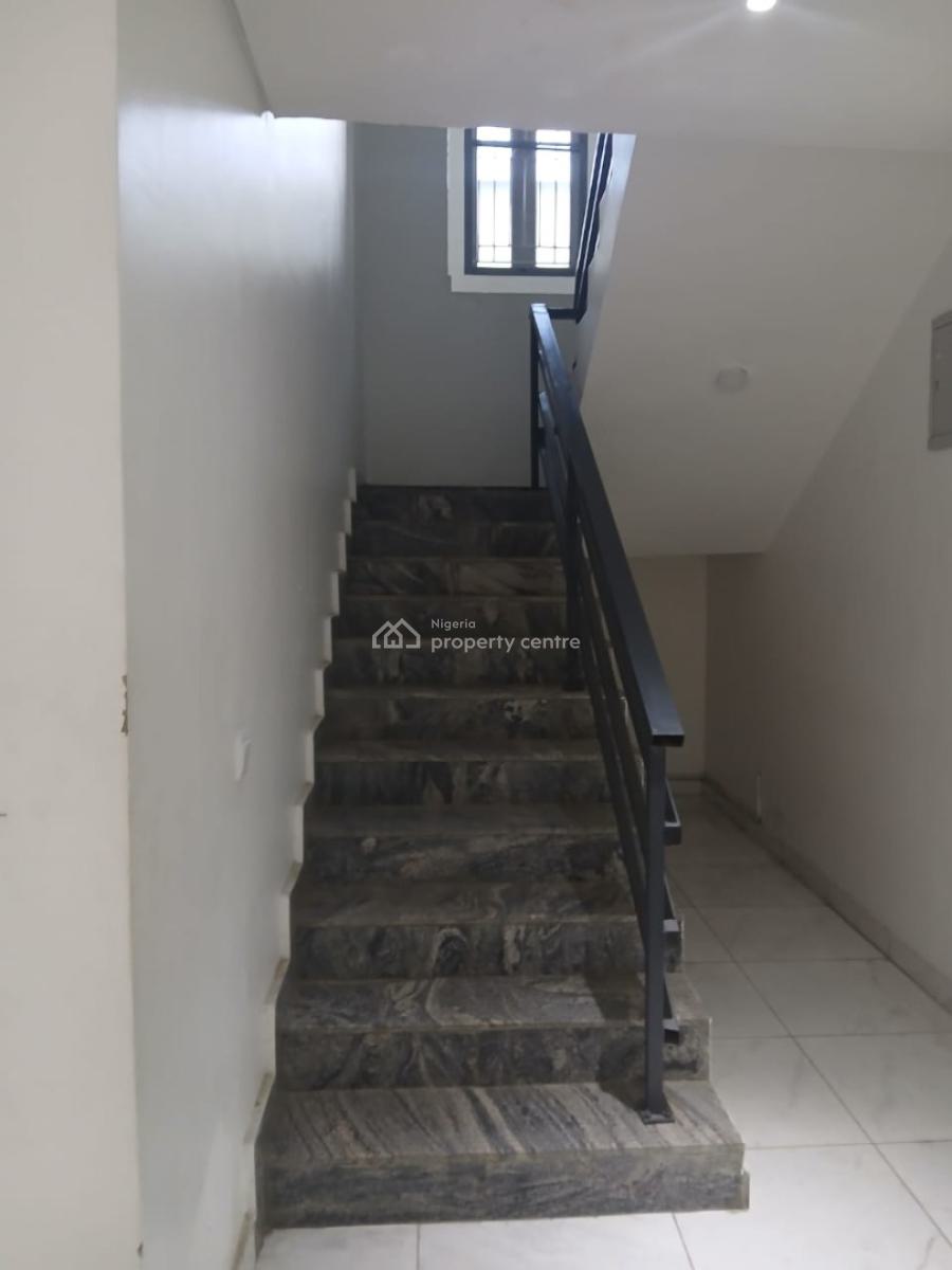 5 Bedroom Semi-detached House with One Room Staff Quarters, Ikeja Gra, Ikeja, Lagos, Semi-detached Duplex for Rent