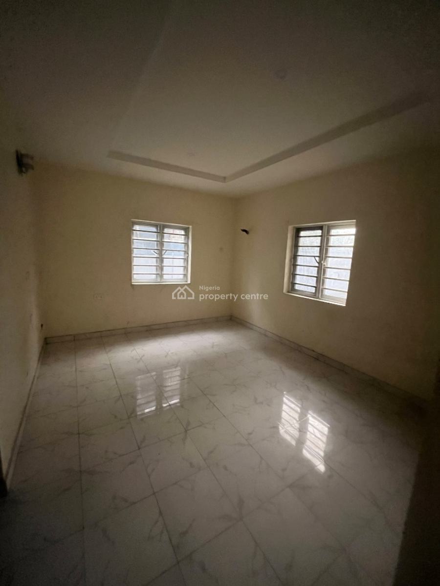 Clean Luxury 3bedroom Flat Downstairs, Mobil Road Ilaje, Ajah, Lagos, House for Rent