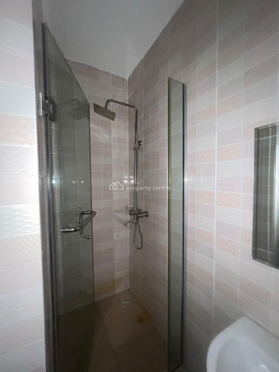 Clean Luxury 3bedroom Flat Downstairs, Mobil Road Ilaje, Ajah, Lagos, House for Rent