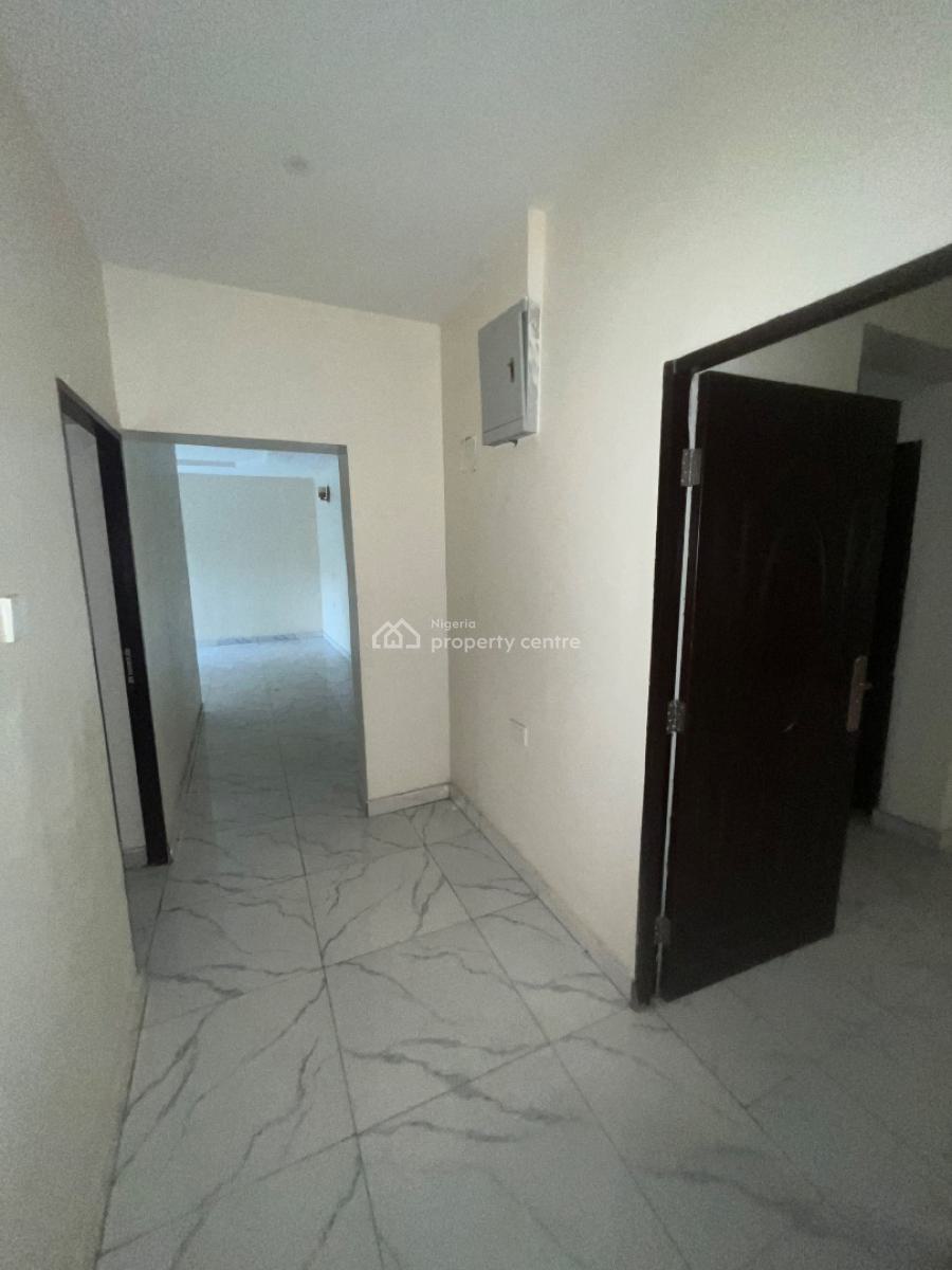 Clean Luxury 3bedroom Flat Downstairs, Mobil Road Ilaje, Ajah, Lagos, House for Rent