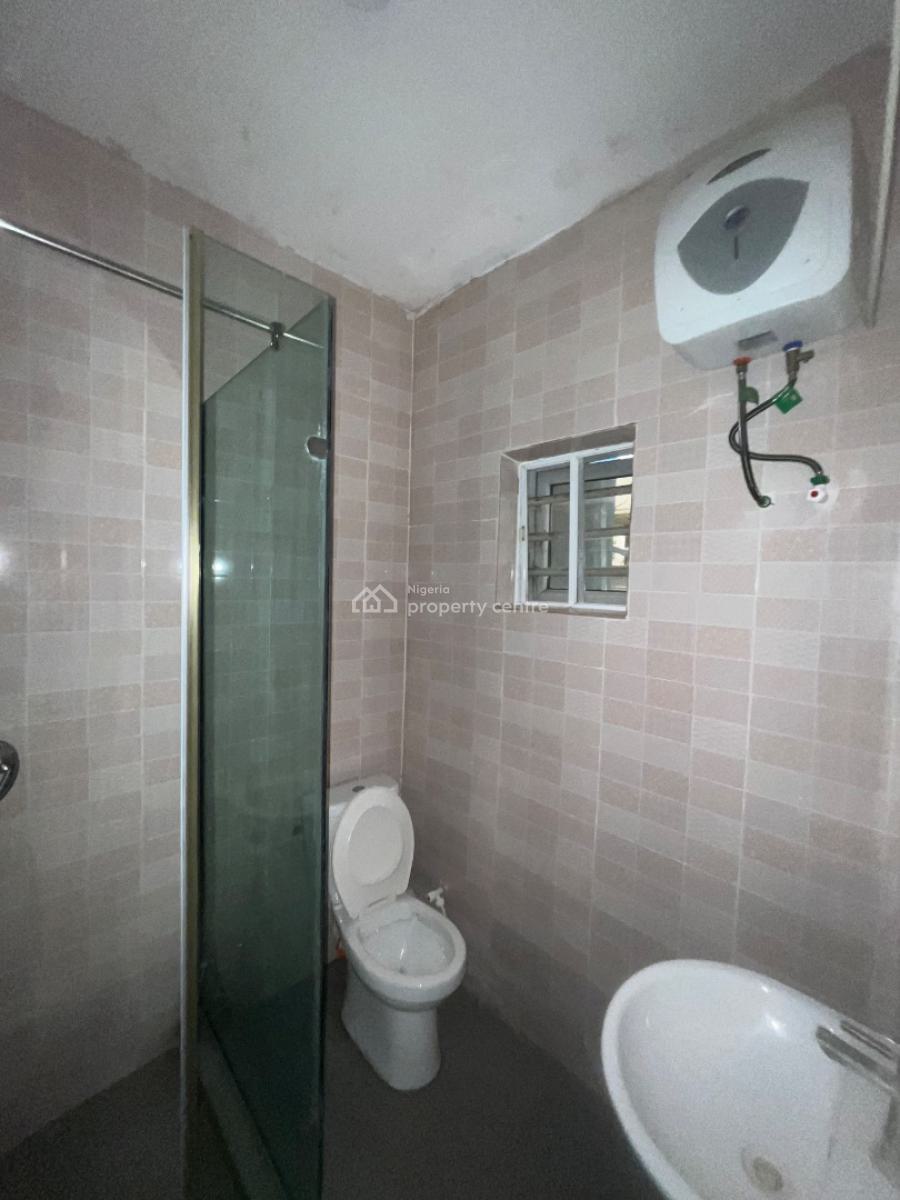 Clean Luxury 3bedroom Flat Downstairs, Mobil Road Ilaje, Ajah, Lagos, House for Rent