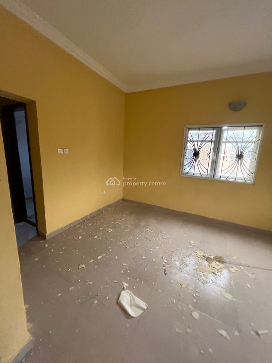 Clean and Beautiful 3bedroom Flat Downstairs, Mobil Road Ilaje, Ajah, Lagos, House for Rent
