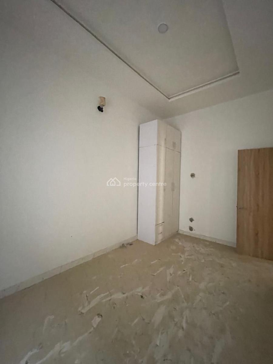 a 5-bedroom Semi Detached House (on 3 Floors)., Igbo Efon, Lekki, Lagos, Semi-detached Duplex for Rent