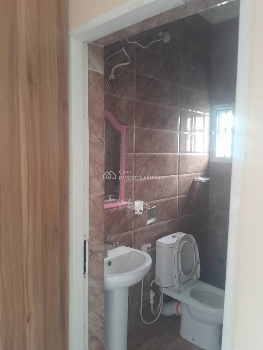 Massive 2 Bedroom Flat, Samgotedo, Sangotedo, Ajah, Lagos, Flat / Apartment for Rent