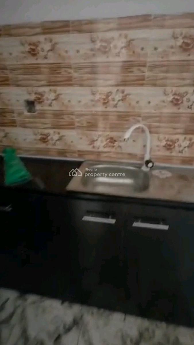 Very Nice and Standard Excutive Room Self Contained, Shomolu, Lagos, Self Contain (single Rooms) for Rent