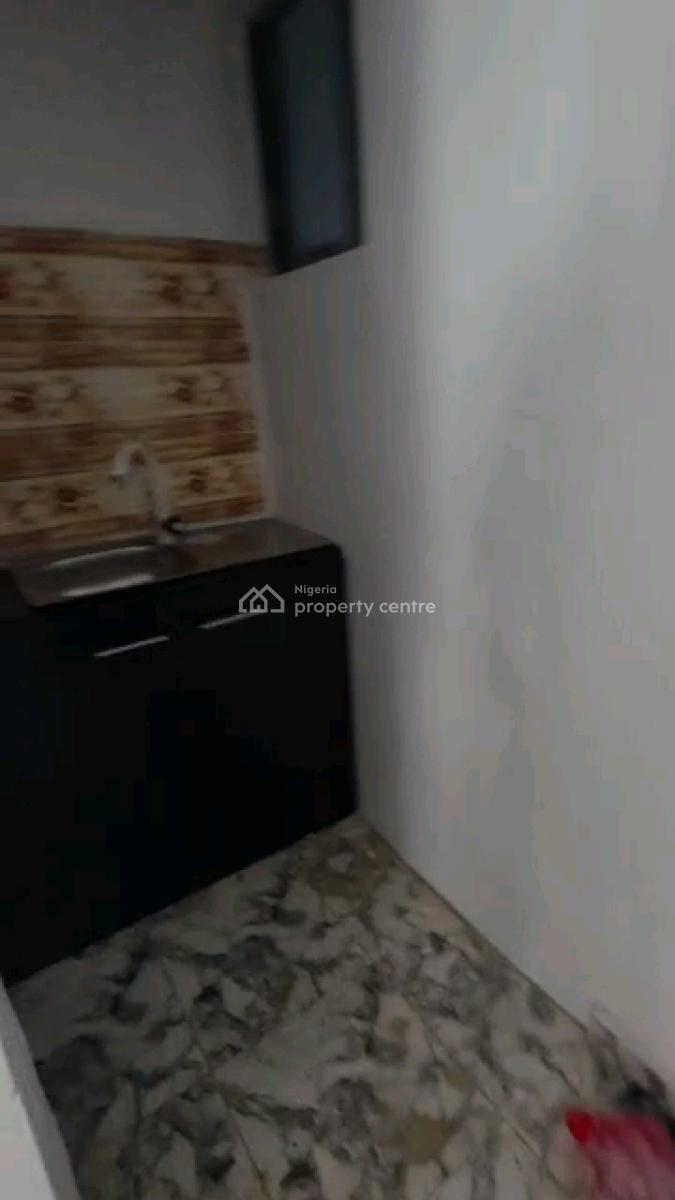 Very Nice and Standard Excutive Room Self Contained, Shomolu, Lagos, Self Contain (single Rooms) for Rent