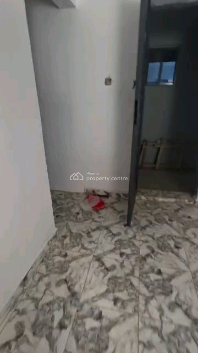 Very Nice and Standard Excutive Room Self Contained, Shomolu, Lagos, Self Contain (single Rooms) for Rent