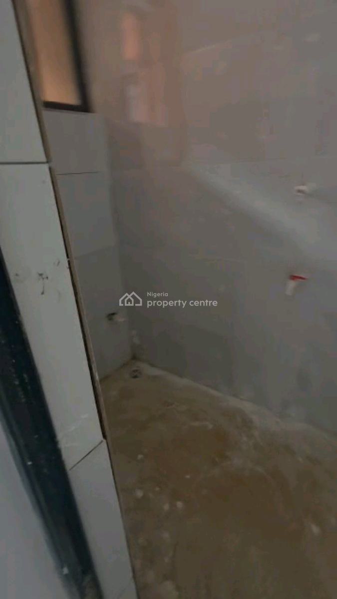 Very Nice and Standard Excutive Room Self Contained, Shomolu, Lagos, Self Contain (single Rooms) for Rent