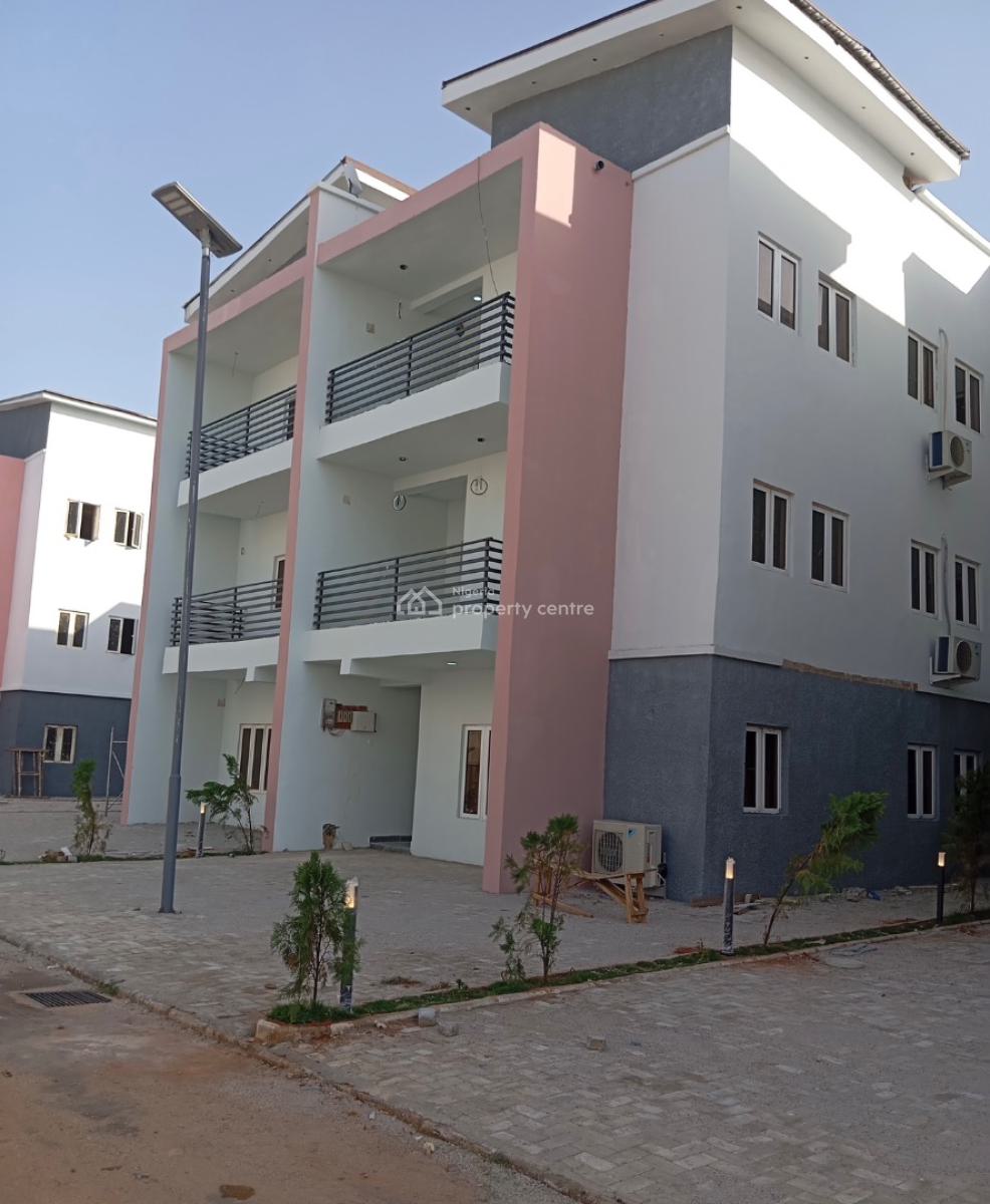 a Newly 4bedroom Terrace Duplex with Bq, News Engineering Tared Road, Dawaki, Gwarinpa, Abuja, Terraced Duplex for Rent