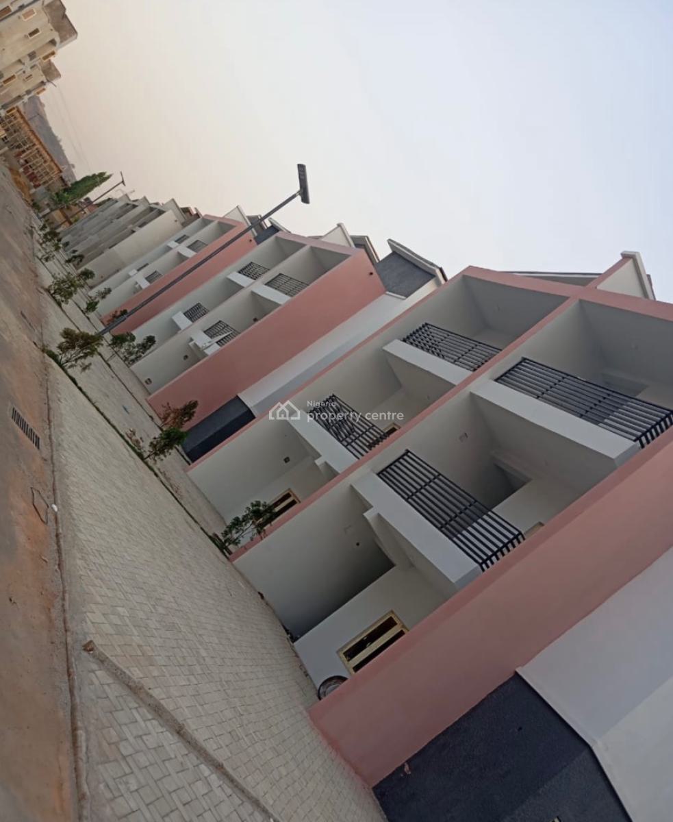a Newly 4bedroom Terrace Duplex with Bq, News Engineering Tared Road, Dawaki, Gwarinpa, Abuja, Terraced Duplex for Rent