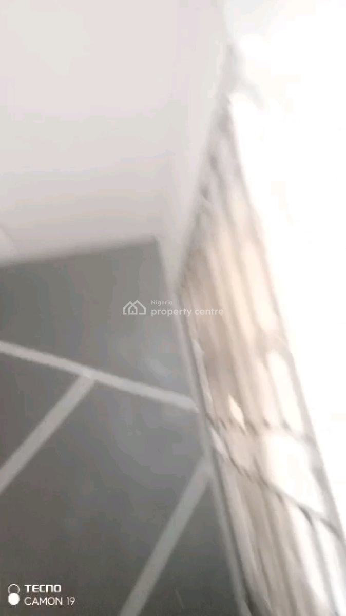 an Executive Very Decent Standard Mini Flat, Off Shobande Street, Akoka, Yaba, Lagos, Mini Flat (room and Parlour) for Rent