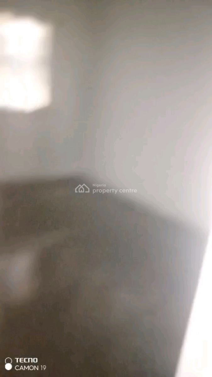 an Executive Very Decent Standard Mini Flat, Off Shobande Street, Akoka, Yaba, Lagos, Mini Flat (room and Parlour) for Rent