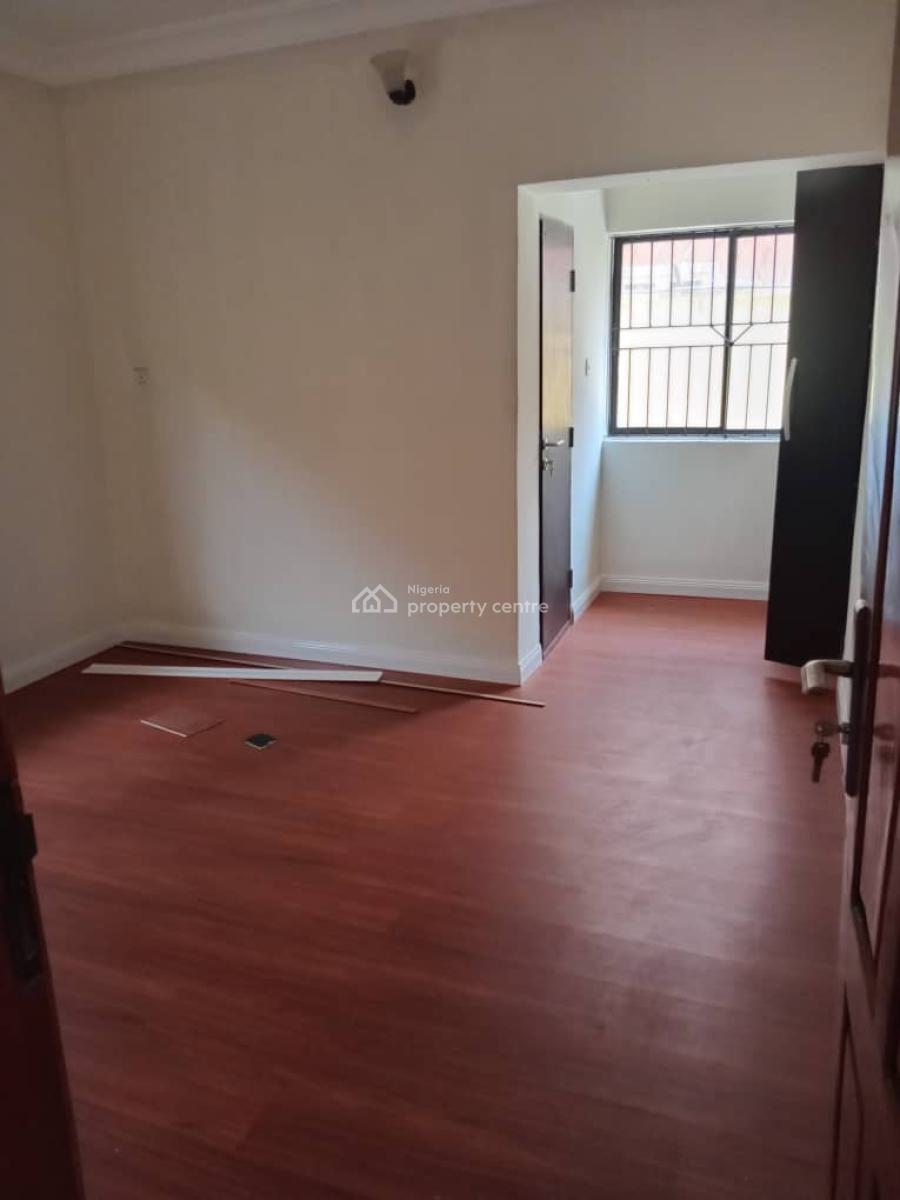 4 Units of 3 Bedroom Flats and  1 Unit of 2 Bedroom Bungalow, Ikota, Lekki, Lagos, Block of Flats for Sale