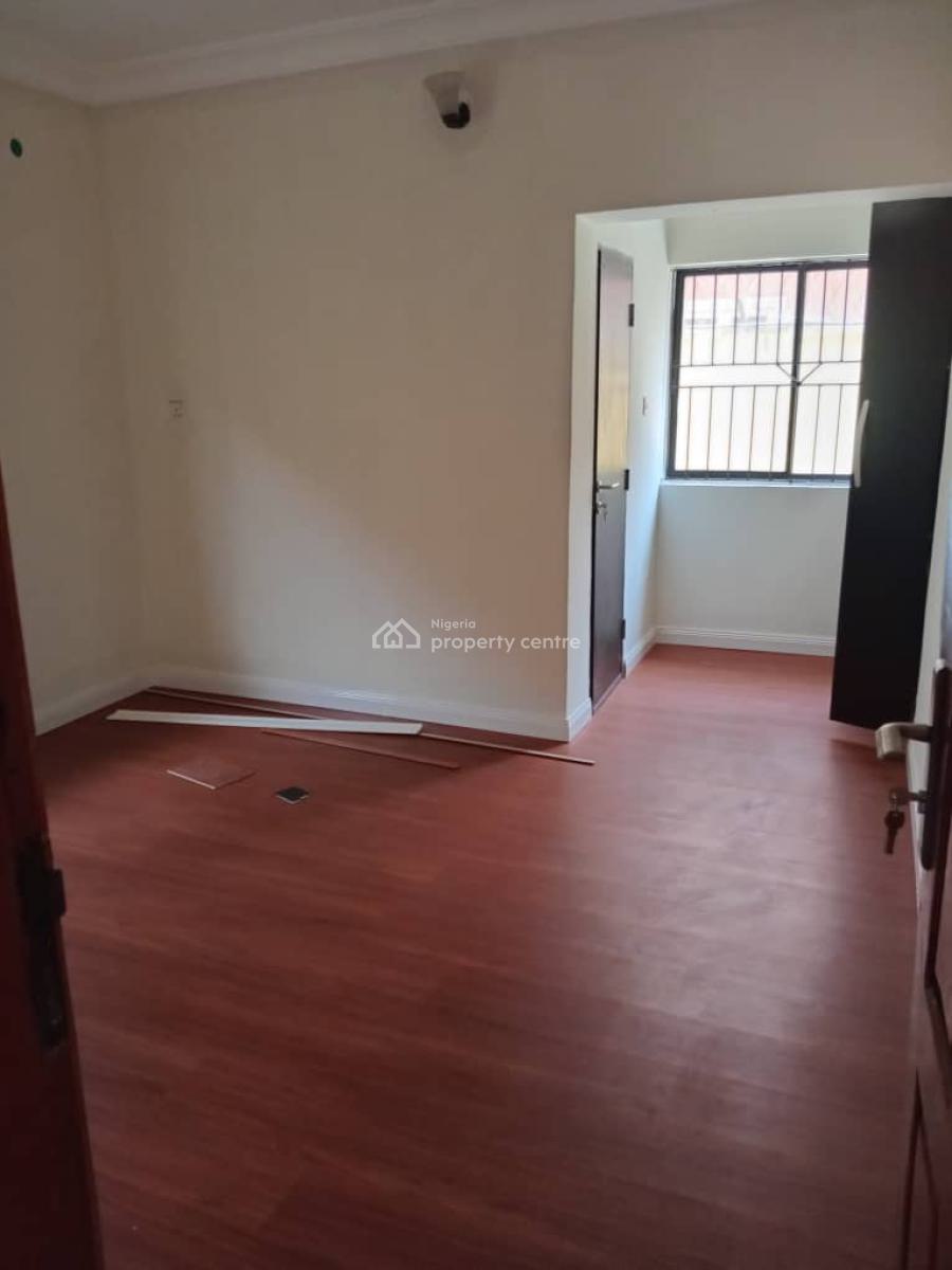 4 Units of 3 Bedroom Flats and  1 Unit of 2 Bedroom Bungalow, Ikota, Lekki, Lagos, Block of Flats for Sale